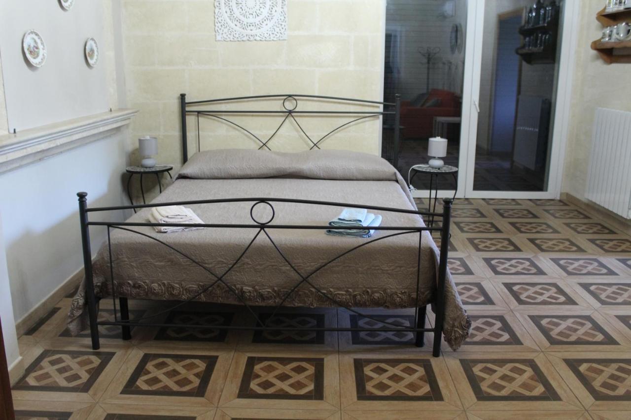 B&B Le Carrube Сава Экстерьер фото